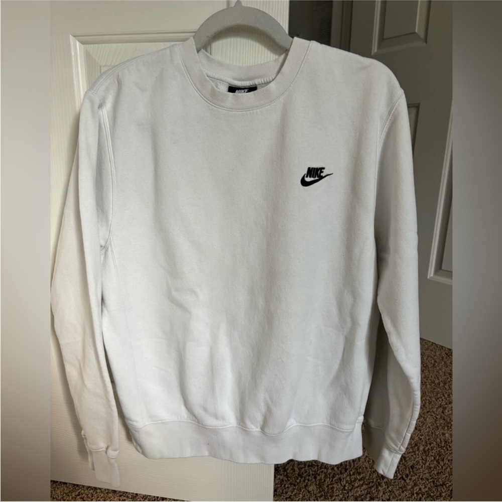 Nike White Crewneck- Size S